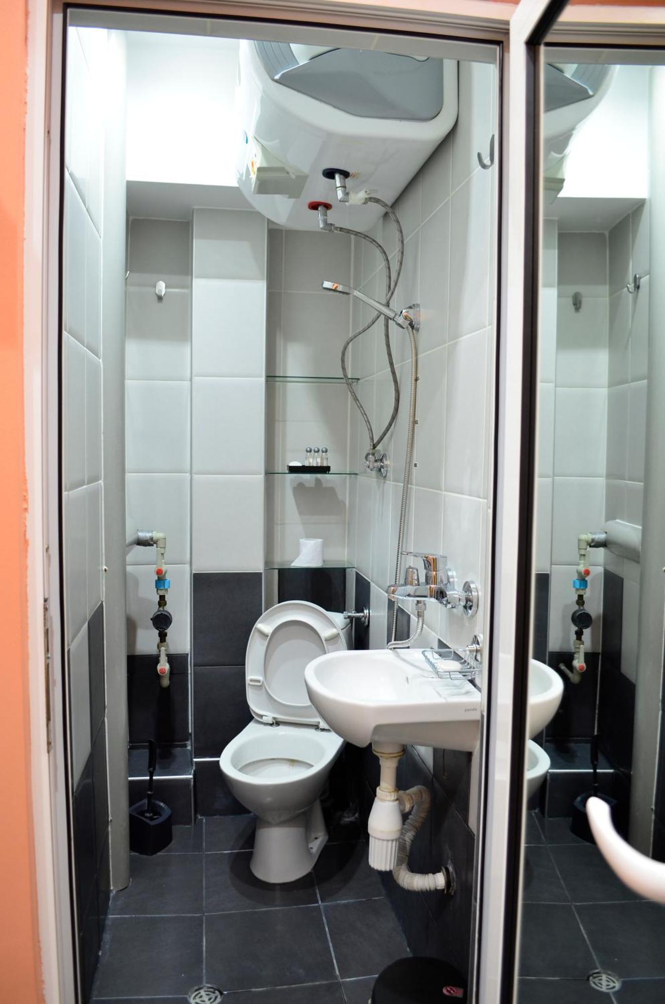 Sea Vibes 1 Bedroom Apartment - Free Public Parking, Wifi, Cable & Smart Tv, 0,9 Km To Beach Варна Екстериор снимка