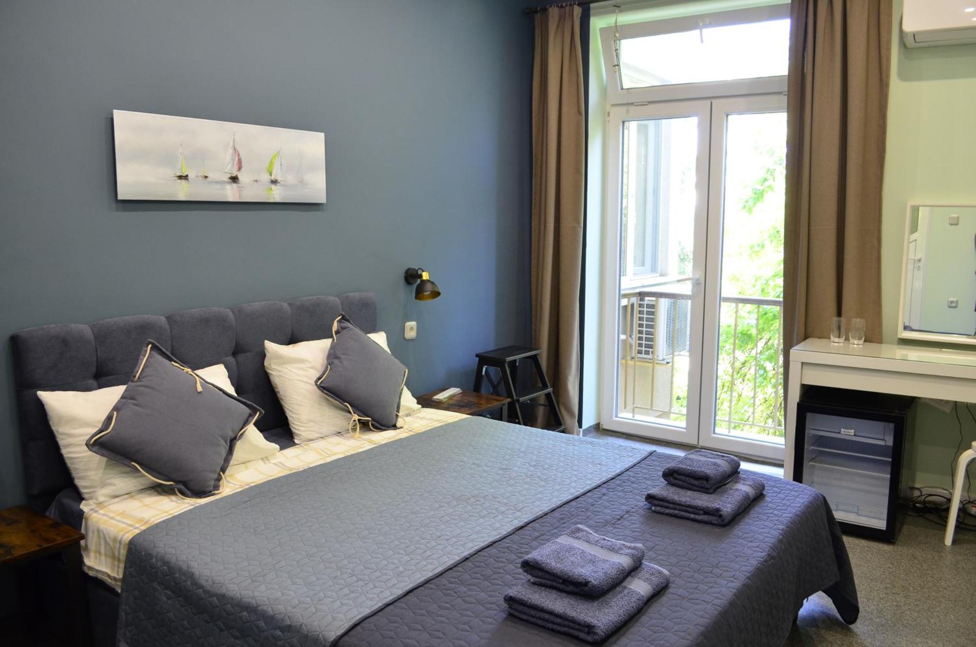 Sea Vibes 1 Bedroom Apartment - Free Public Parking, Wifi, Cable & Smart Tv, 0,9 Km To Beach Варна Екстериор снимка